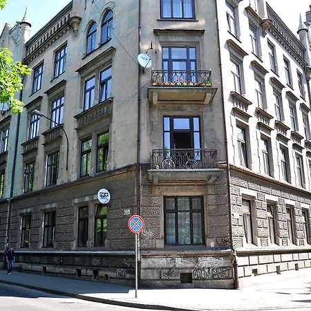 Nocleg ze śniadaniem Angel House 2*