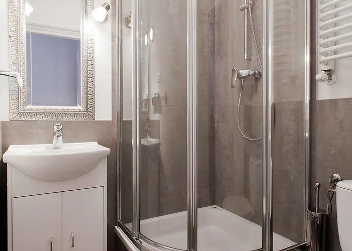 Angel House לינה וארוחת בוקר