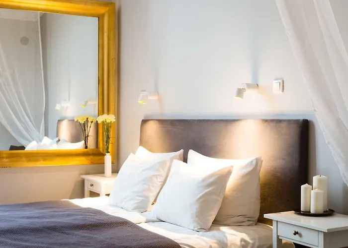 לינה וארוחת בוקר Angel House 2*